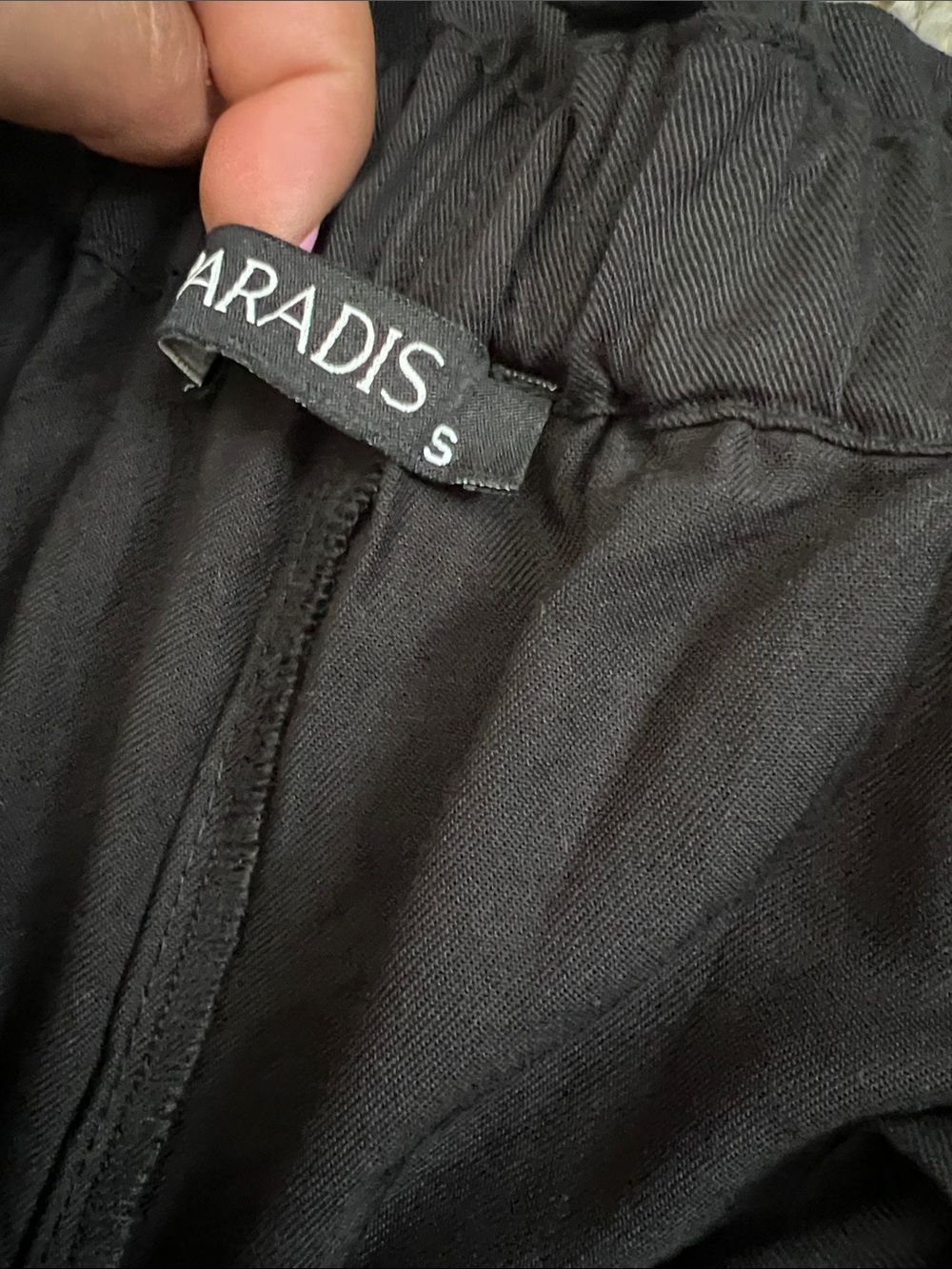 Like New! PARADIS 100% Lyocell Shorts Black in Size S - Picture 6 of 11